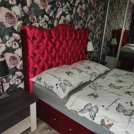 Apartament Nadmorski Apartment Kolobrzeg Bagian luar foto