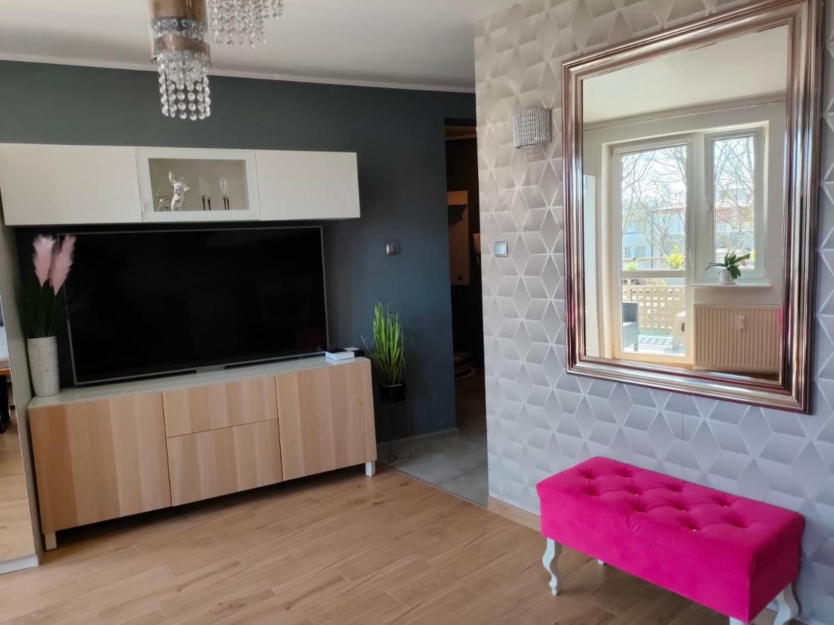 Apartament Nadmorski Apartment Kolobrzeg Bagian luar foto